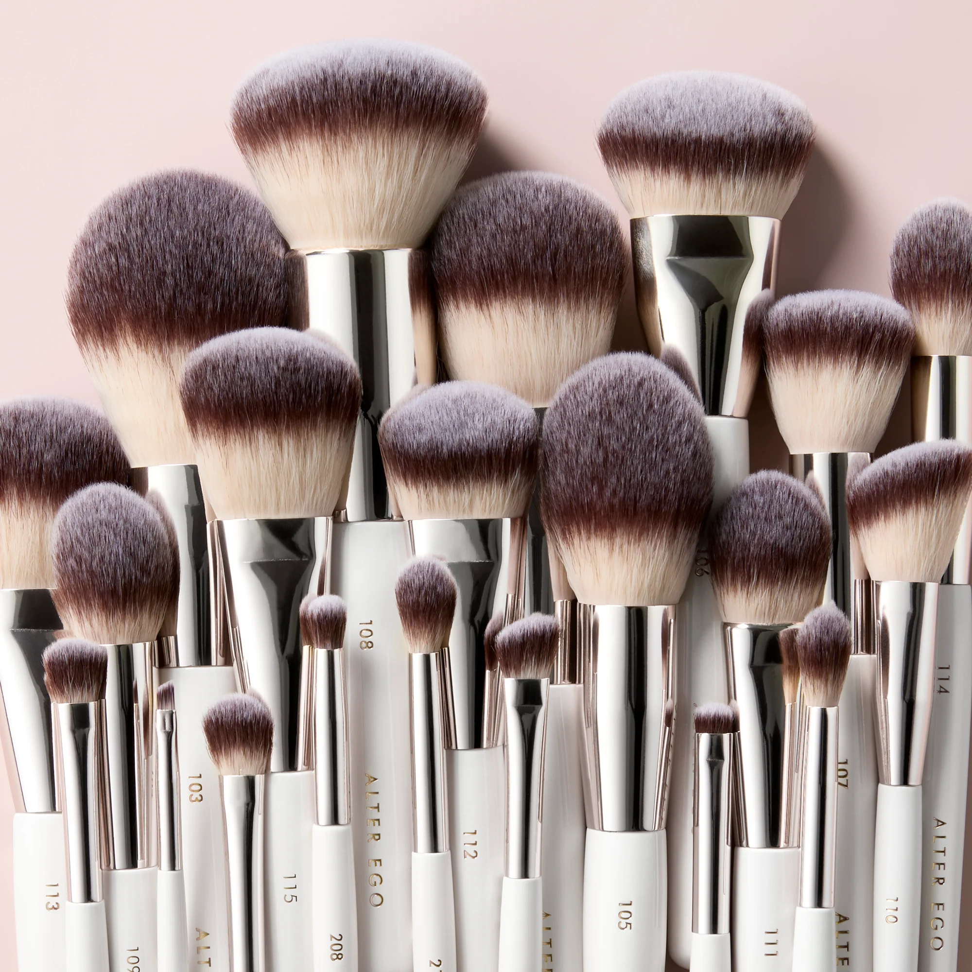 21-Piece Signature Brush Collection - Image 2